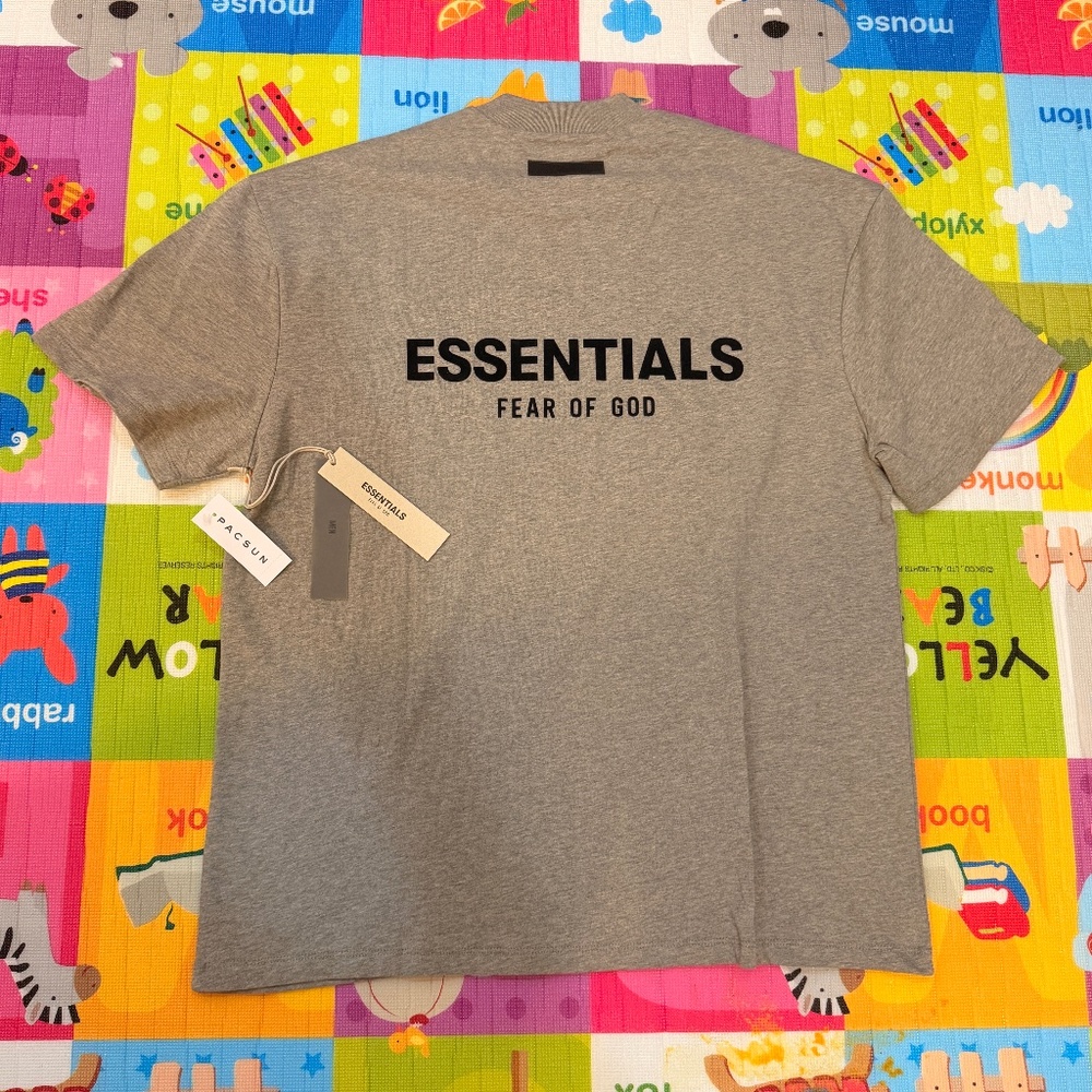Fear of God Essentials T-Shirt (ss22)